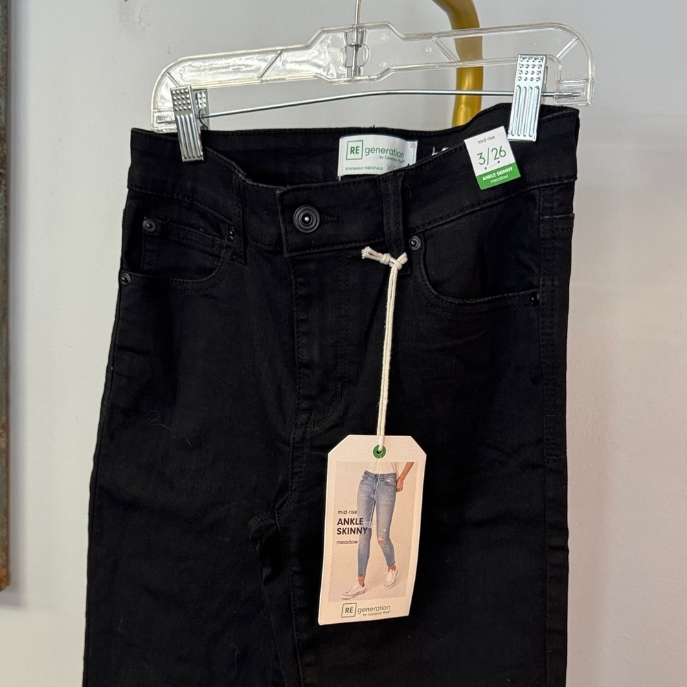 Celebrity Pink black denim ankle Jeans NWT 3/26 - Picture 4 of 12
